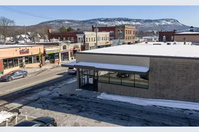 32 Union St., Easthampton, MA 01027 - Photo 1