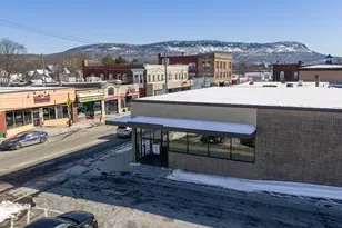 32 Union St, Easthampton, MA 01027 - Photo 1