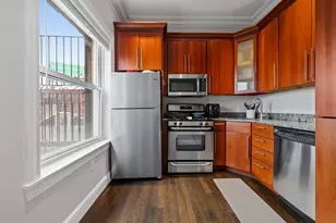 7 Stillman Pl, Boston, MA 02113 - Photo 2