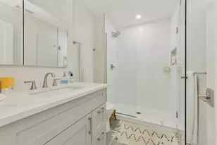 232 Clarendon St, Boston, MA 02116 - Photo 8