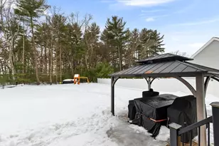 85 April's Way, Tewksbury, MA 01876 - Photo 32