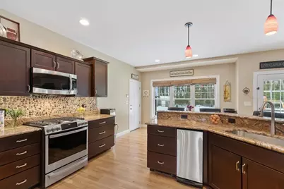 85 Aprils Way, Tewksbury, MA 01876 - Photo 4