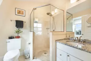 40 Mt Pleasant, Cambridge, MA 02140 - Photo 18