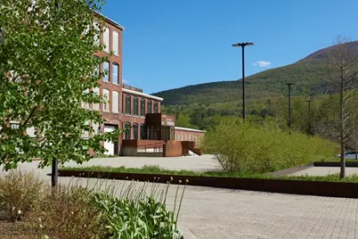 520 State Rd #303, North Adams, MA 01247 - Photo 4
