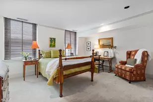 126 Commonwealth Ave, Boston, MA 02116 - Photo 20