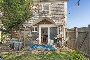 5 Wise Pl, Gloucester, MA 01930 - Photo 2