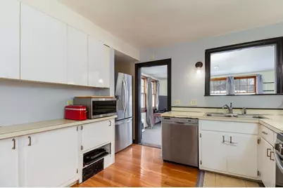1391 Pond St, Franklin, MA 02038 - Photo 14