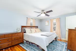 1391 Pond St, Franklin, MA 02038 - Photo 22