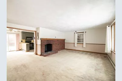 19 Greenview Dr, Plymouth, MA 02360 - Photo 8