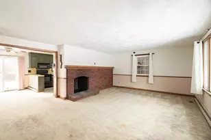 19 Greenview Dr, Plymouth, MA 02360 - Photo 8