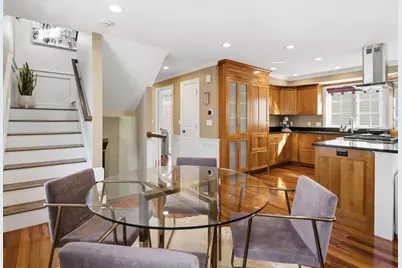 102 Pleasant St #102, Newburyport, MA 01950 - Photo 4