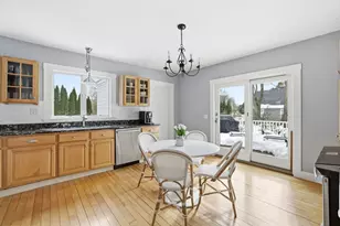 428 Main St, Hingham, MA 02043 - Photo 2