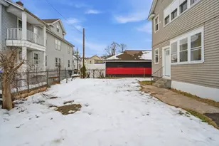 882 Liberty St, Springfield, MA 01104 - Photo 16