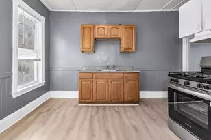 23 18th St, Lowell, MA 01850 - Photo 26