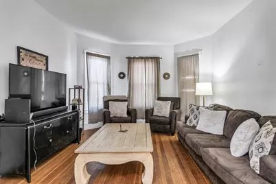 23 18th St, Lowell, MA 01850 - Photo 4