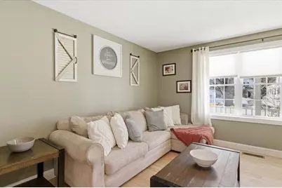 75 Oak St, Middleborough, MA 02346 - Photo 8