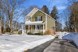 75 Oak St, Middleborough, MA 02346 - Photo 2