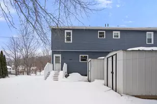 32 Goddard Memorial Dr, Worcester, MA 01603 - Photo 22
