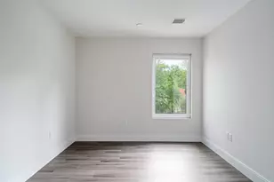 317 Belgrade Ave, Boston, MA 02131 - Photo 16