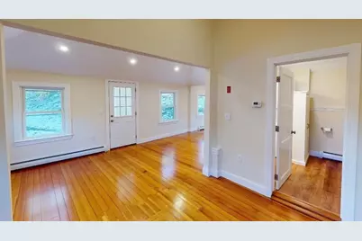 17 Lyndale Ave, Gloucester, MA 01930 - Photo 10