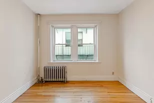 52 Charlesgate E, Boston, MA 02215 - Photo 2