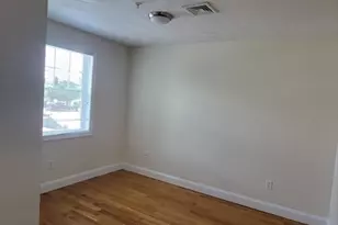 277 Pawtucket St, Lowell, MA 01854 - Photo 10