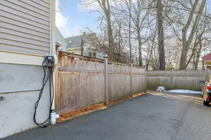 368 Concord Ave, Cambridge, MA 02138 - Photo 2