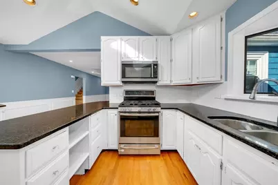 6 Smith Ln #6, Manchester by the Sea, MA 01944 - Photo 6