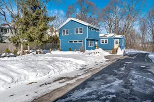 6 Smith Ln, Manchester by the Sea, MA 01944 - Photo 4
