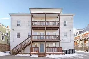 129 S Elm St, Haverhill, MA 01835 - Photo 4