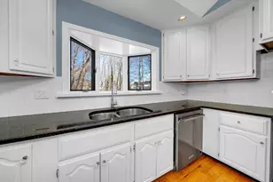 6 Smith Ln, Manchester by the Sea, MA 01944 - Photo 10