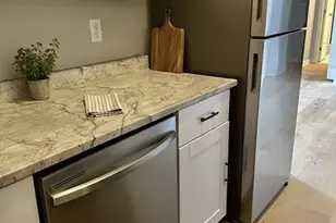 16 Balmoral St, Andover, MA 01810 - Photo 10