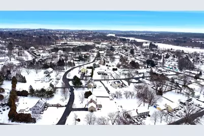 2 Landmark Drive, Methuen, MA 01844 - Photo 32