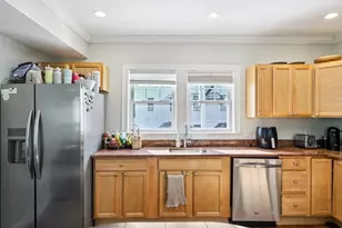 108 Emerson St, Boston, MA 02127 - Photo 8