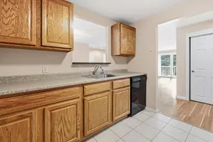 7B Marc Dr, Plymouth, MA 02360 - Photo 6
