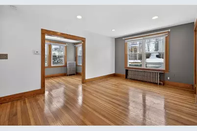 27 South Crescent Circuit, Boston, MA 02135 - Photo 8