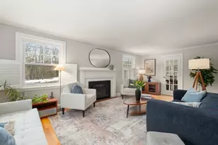 569 Chestnut St, Needham, MA 02492 - Photo 4