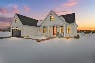 23 Morgan St, Granby, MA 01033 - Photo 2