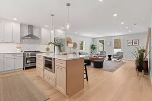 15 10th St, Tewksbury, MA 01876 - Photo 6