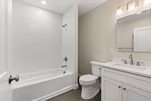 15 10th St, Tewksbury, MA 01876 - Photo 24