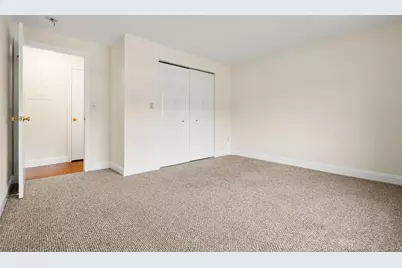 1400 Skyline Dr #6, Lowell, MA 01854 - Photo 28