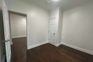 435 Walnut Ave, Boston, MA 02119 - Photo 6