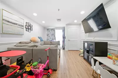 230 Willard St #102, Quincy, MA 02169 - Photo 4