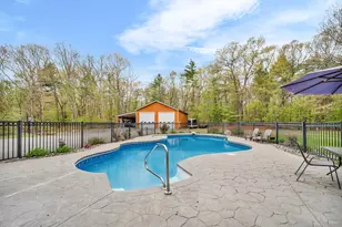 11 Longwood Dr, Lunenburg, MA 01462 - Photo 34