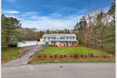11 Longwood Dr, Lunenburg, MA 01462 - Photo 2