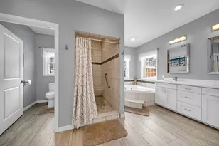 11 Longwood Dr, Lunenburg, MA 01462 - Photo 32