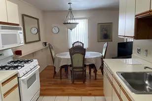 271 Regency Park Dr, Agawam, MA 01001 - Photo 10