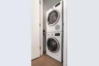 100 Lovejoy Wharf #4-H, Boston, MA 02114 - Photo 10