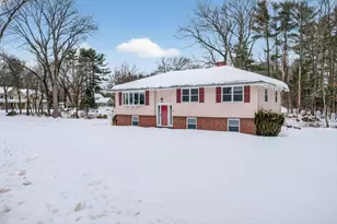 11 Rennie Dr, Andover, MA 01810 - Photo 2