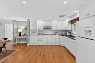 11 Rennie Dr, Andover, MA 01810 - Photo 8